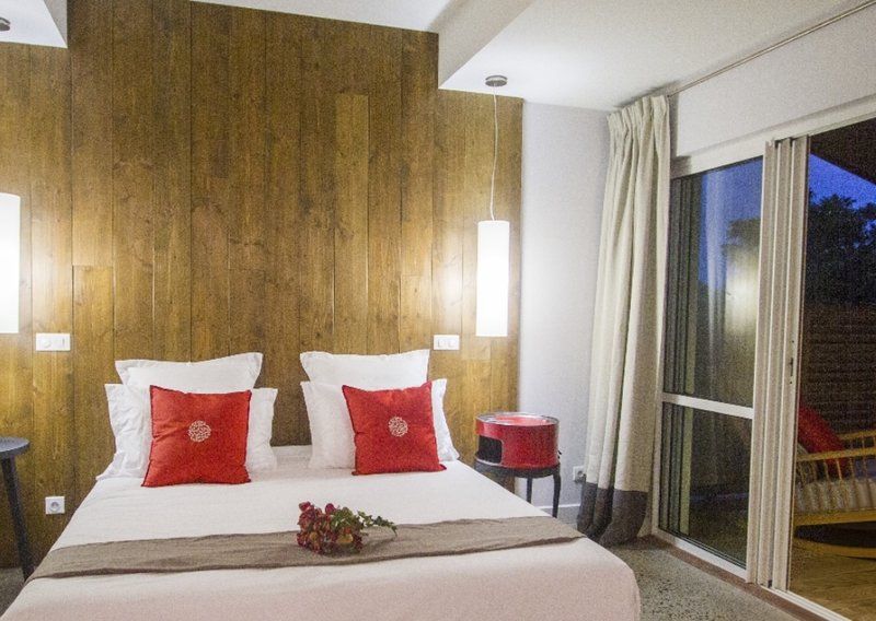 French Coco Hotell La Trinité Eksteriør bilde